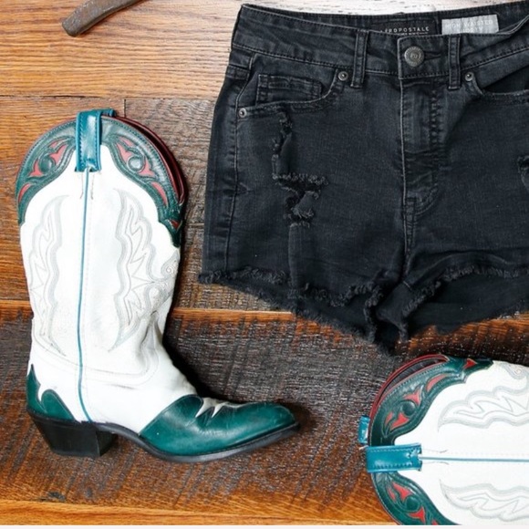 Laredo Shoes - Very Unique Laredo Vintage Cowboy Boots
